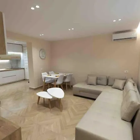 Villa Beautiful & Luxurious